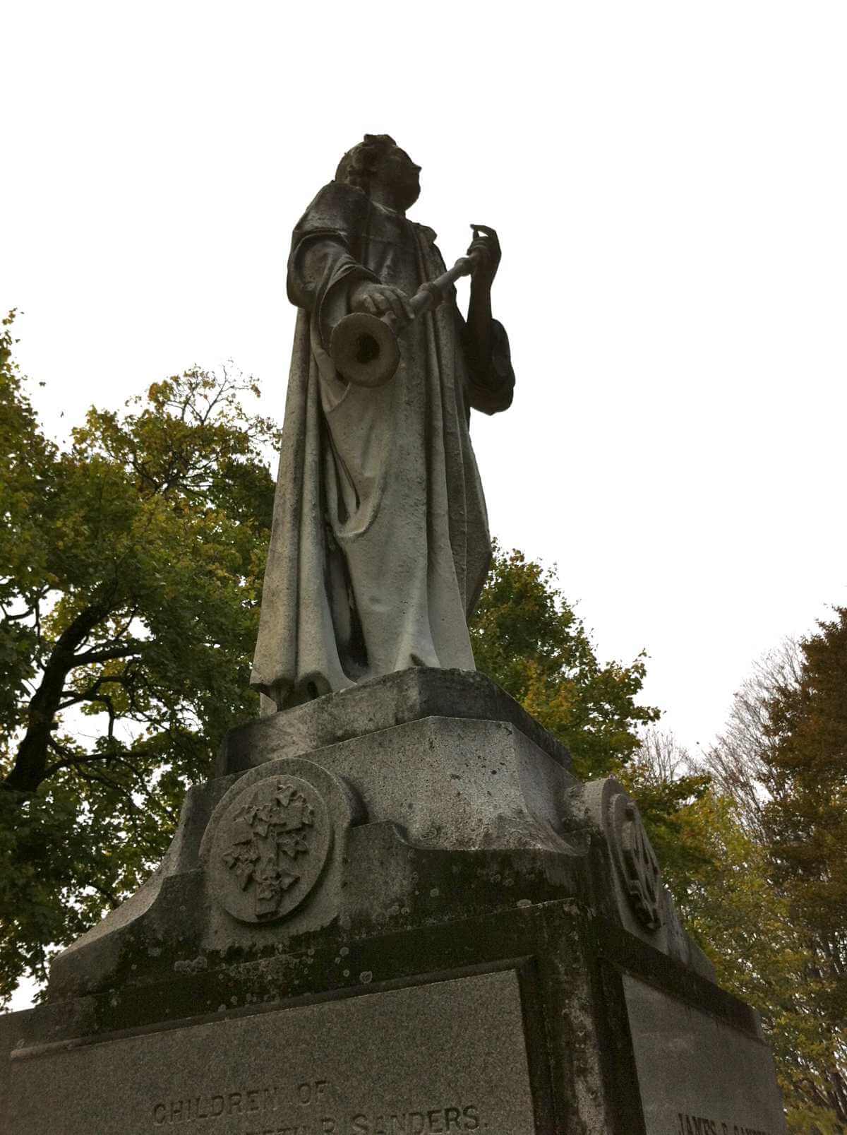 Architectural Statu 1